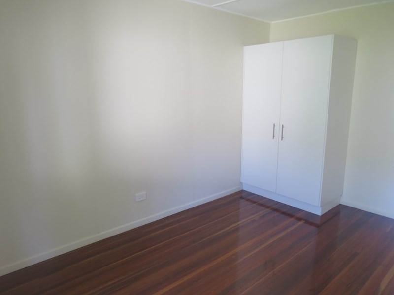 335 Whites Road, Lota QLD 4179