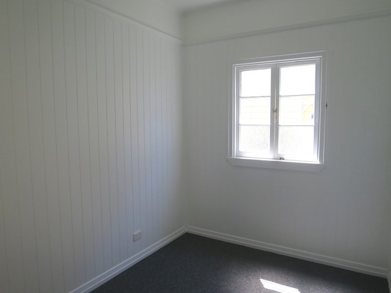 26 Outram Street, Lota QLD 4179