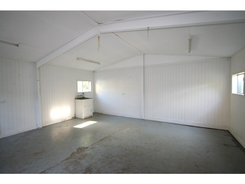 26 Outram Street, Lota QLD 4179