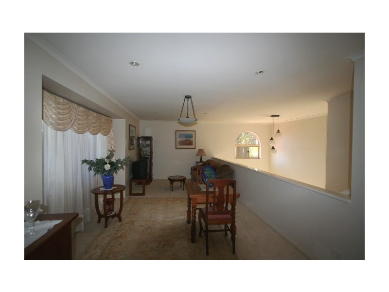 61 Gordon Parade, Manly QLD 4179