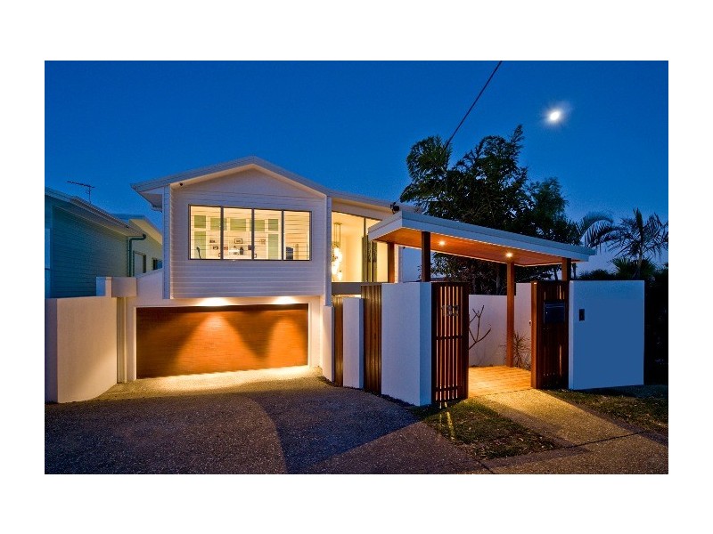 132 Carlton Terrace, Manly QLD 4179