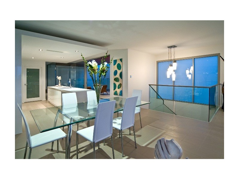 132 Carlton Terrace, Manly QLD 4179