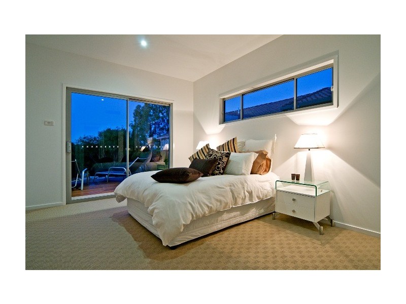 132 Carlton Terrace, Manly QLD 4179