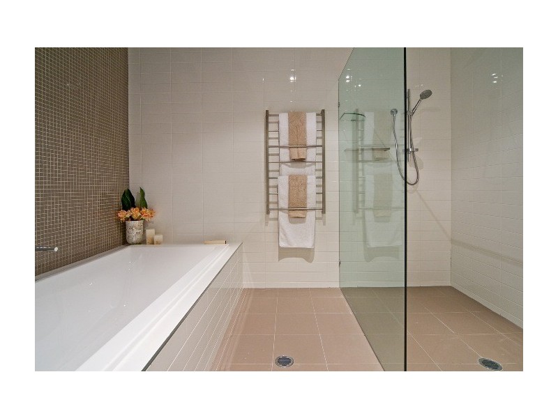 132 Carlton Terrace, Manly QLD 4179