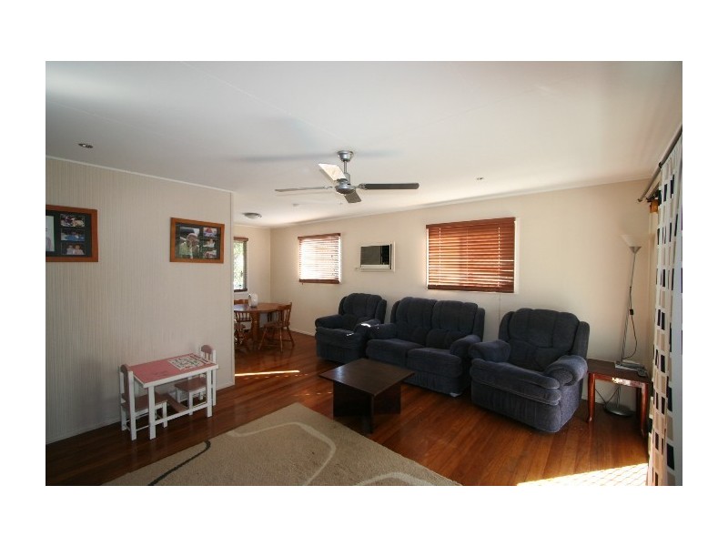 17 Leon Street, Tingalpa QLD 4173