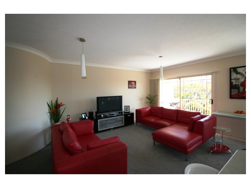4/90 Ernest Street, Manly QLD 4179