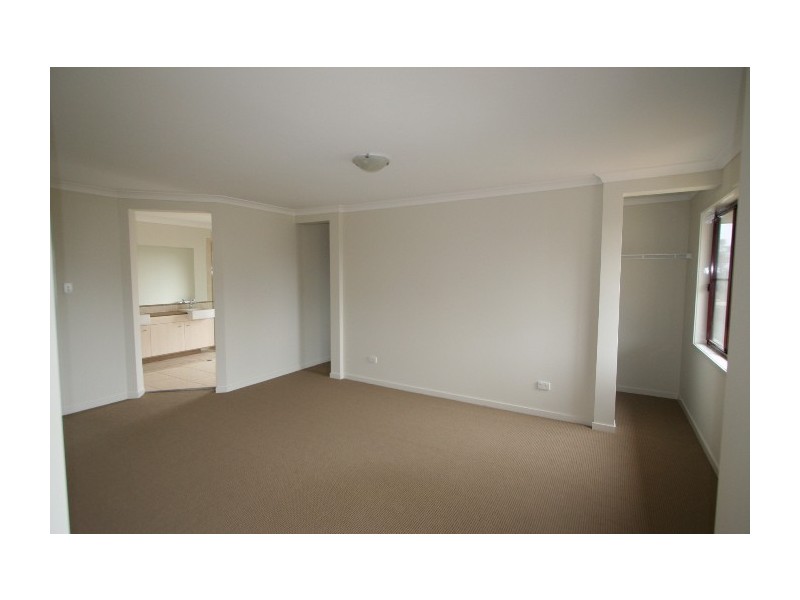 12 Dawson Drive, Manly West QLD 4179