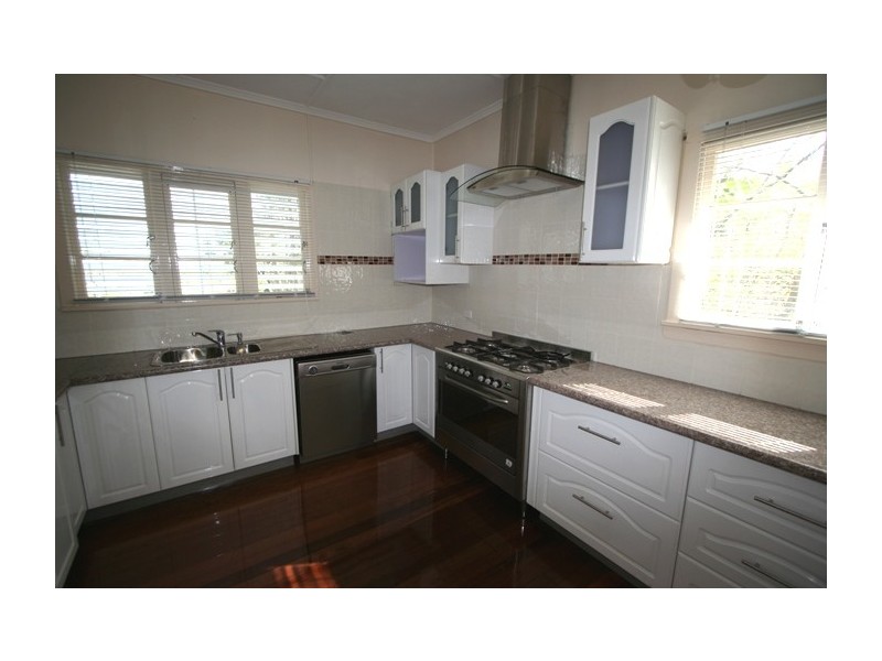 234 Wynnum North Road, Wynnum QLD 4178