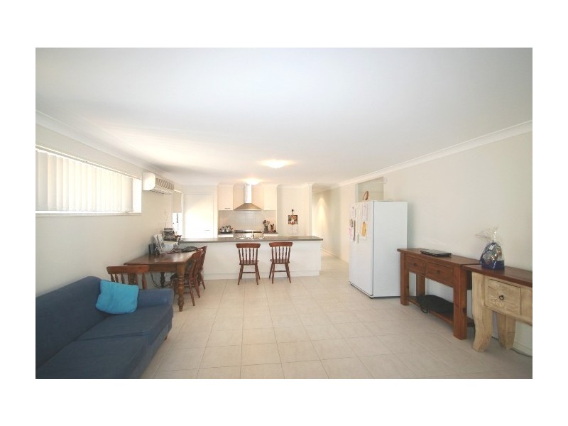 8 Rymera Crescent, Gumdale QLD 4154