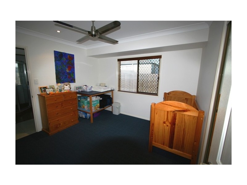 15 Darling Terrace, Wakerley QLD 4154