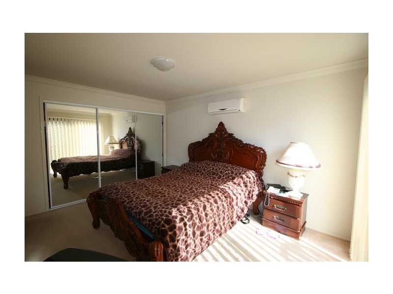 7 Holland Crescent, Wynnum West QLD 4178