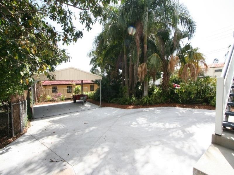 47 Yamboyna Street, Manly QLD 4179