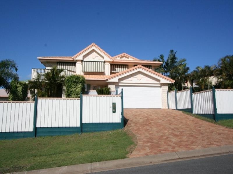 2 Cassiopeia Place, Wynnum QLD 4178