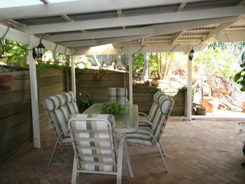 2 Cassiopeia Place, Wynnum QLD 4178