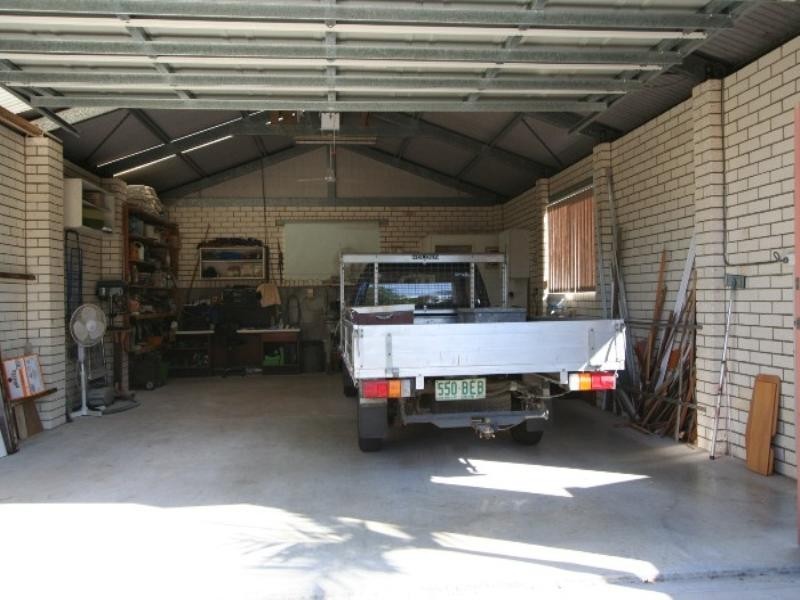 2 Cassiopeia Place, Wynnum QLD 4178