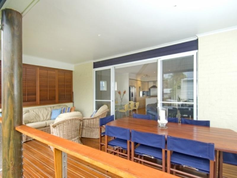 172 Stratton Terrace, Manly QLD 4179