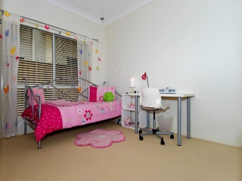 172 Stratton Terrace, Manly QLD 4179