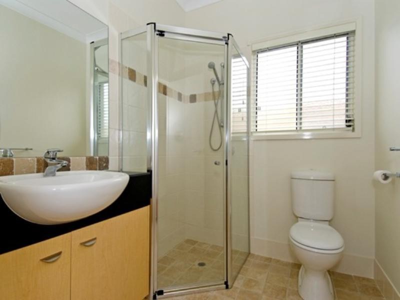172 Stratton Terrace, Manly QLD 4179