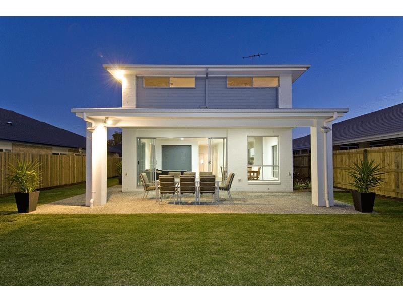 11 Sylvateere Crescent, Wakerley QLD 4154