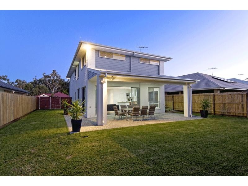 11 Sylvateere Crescent, Wakerley QLD 4154
