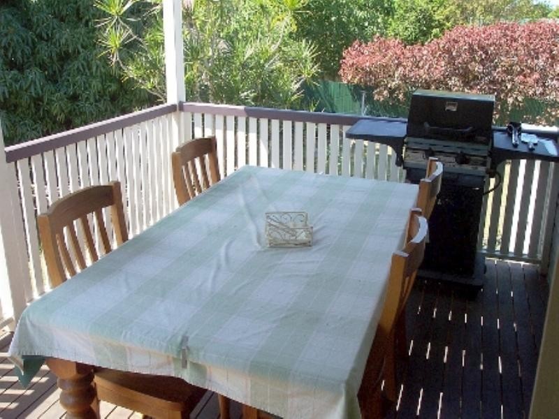 53 Carnation Street, Wynnum QLD 4178