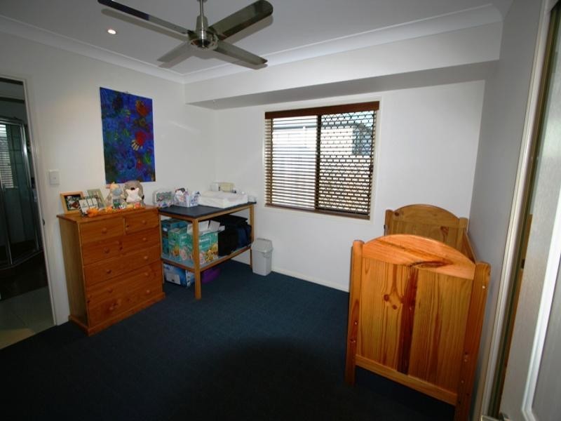 15 Darling Terrace, Wakerley QLD 4154