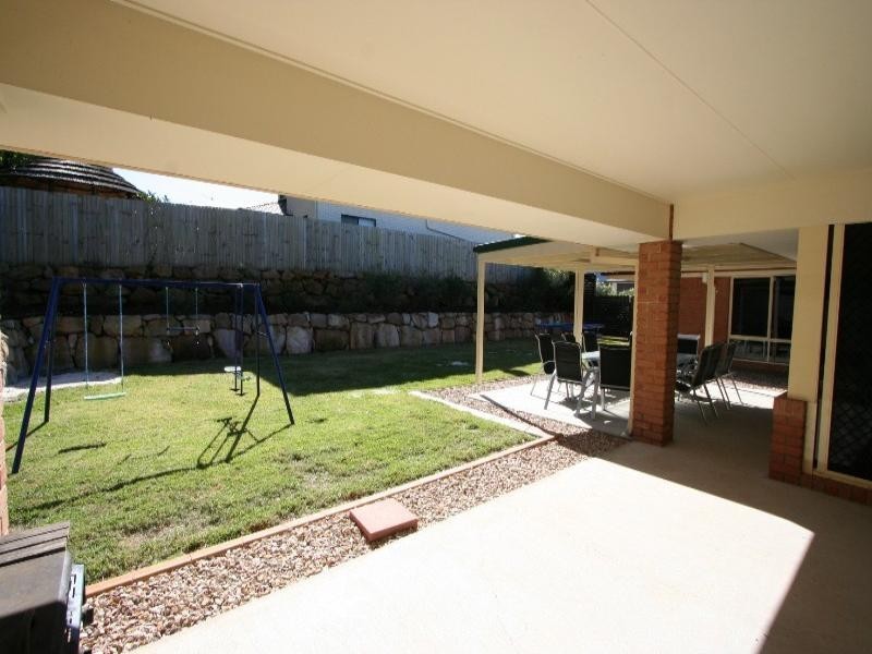 15 Darling Terrace, Wakerley QLD 4154