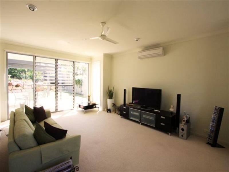 15 Hepburn Close, Wakerley QLD 4154