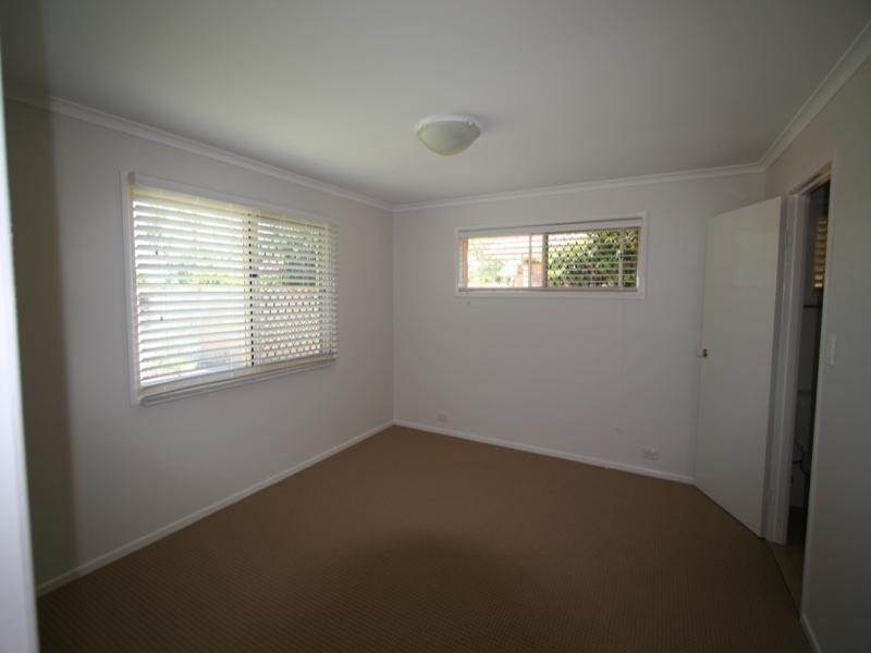 104 Randall Road, Wynnum West QLD 4178