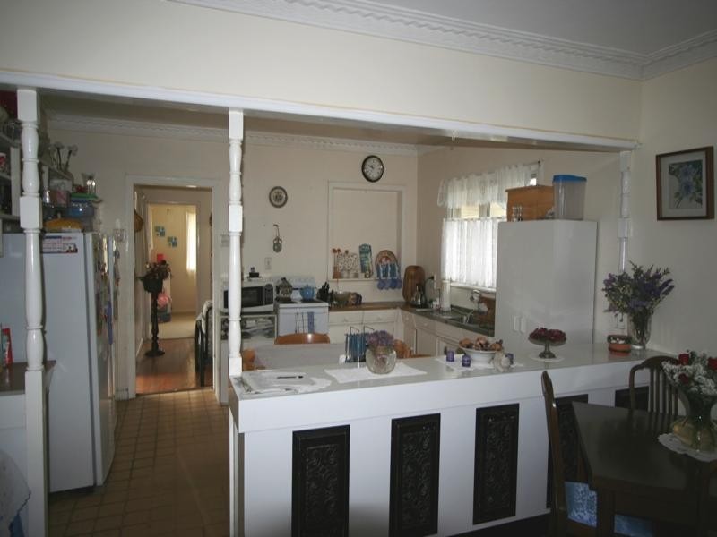 60 Killarney Avenue, Manly West QLD 4179