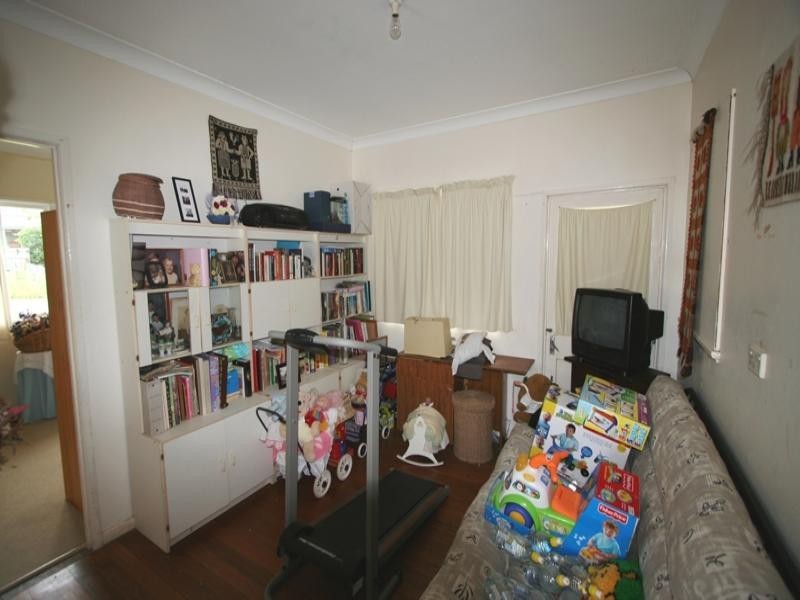 60 Killarney Avenue, Manly West QLD 4179