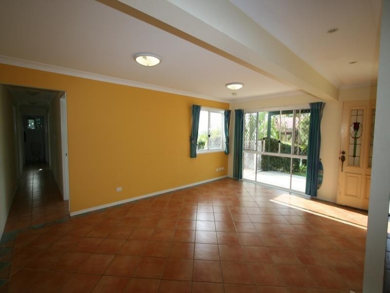 338 Wynnum North Road, Wynnum QLD 4178