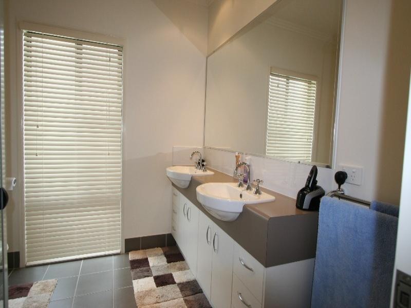 51 Tall Trees Circuit, Wakerley QLD 4154