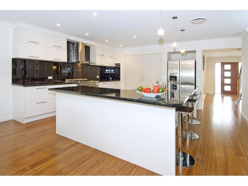 30 Darling Terrace, Wakerley QLD 4154