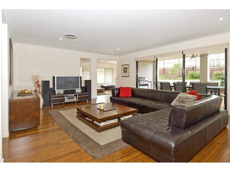 30 Darling Terrace, Wakerley QLD 4154