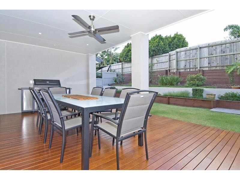 30 Darling Terrace, Wakerley QLD 4154