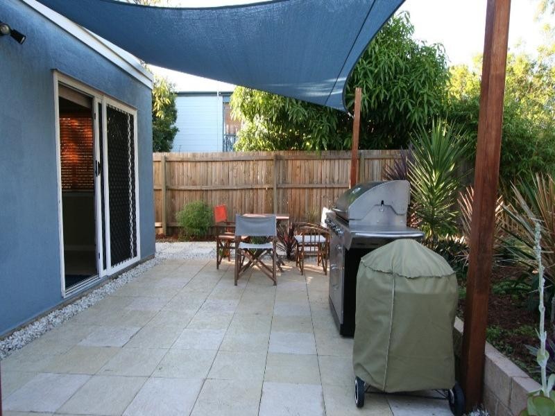73 Grattan Terrace, Manly QLD 4179