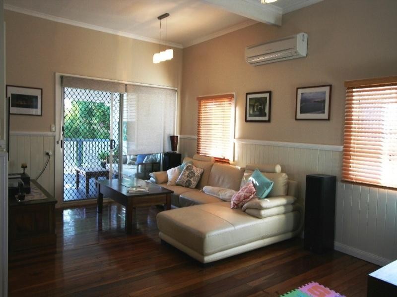 73 Grattan Terrace, Manly QLD 4179