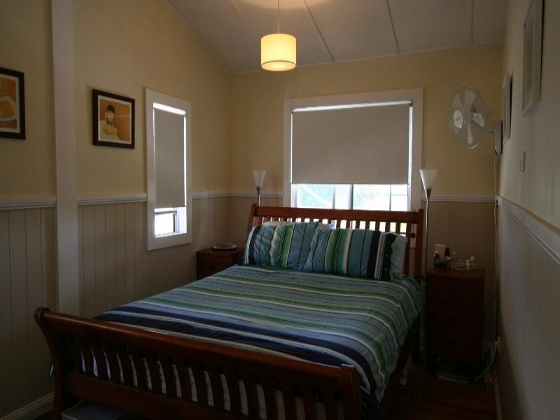 73 Grattan Terrace, Manly QLD 4179