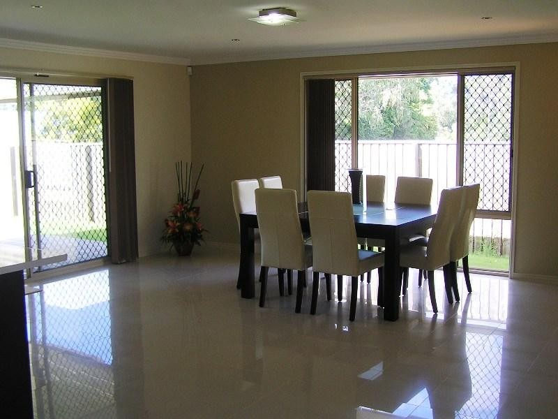 16 Sylvateere Crescent, Wakerley QLD 4154