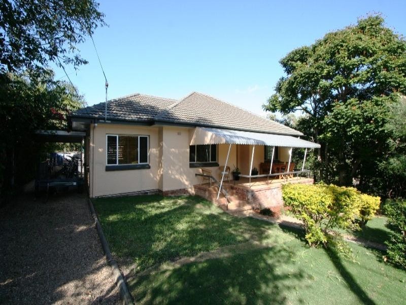 32 Parramatta Street, Manly QLD 4179