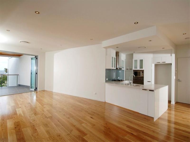 2/435 Esplanade, Manly QLD 4179