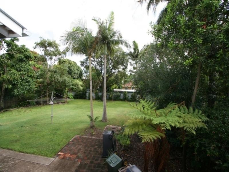 17 Coolana Street, Lota QLD 4179