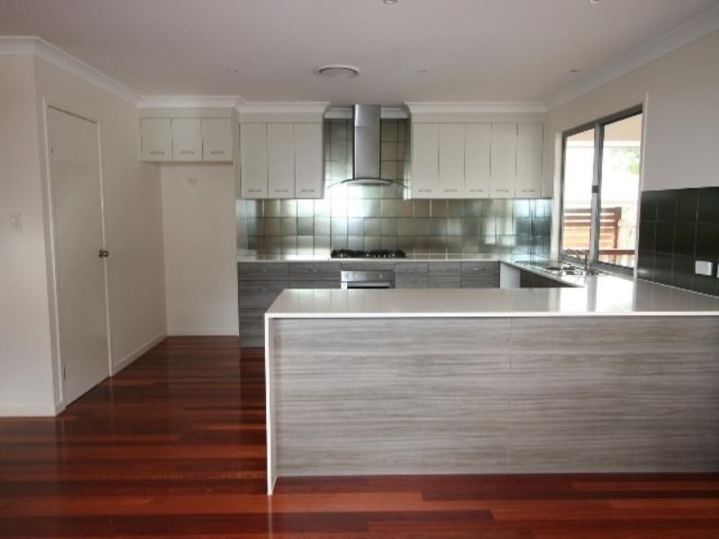 24 Sunflower Street, Wynnum QLD 4178