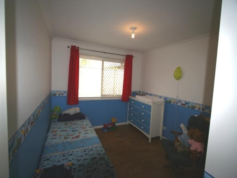 49 Senden Crescent, Manly West QLD 4179