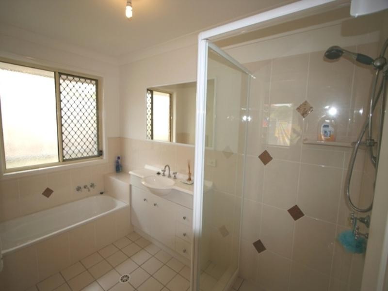 49 Senden Crescent, Manly West QLD 4179