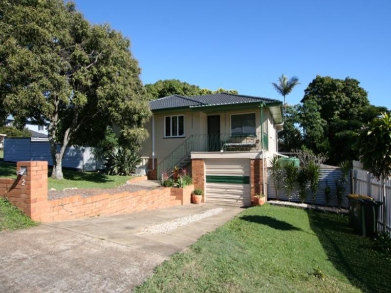 2 Awoonga Street, Wynnum QLD 4178