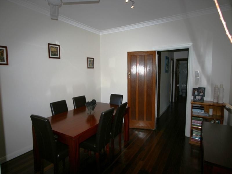 32 Parramatta Street, Manly QLD 4179