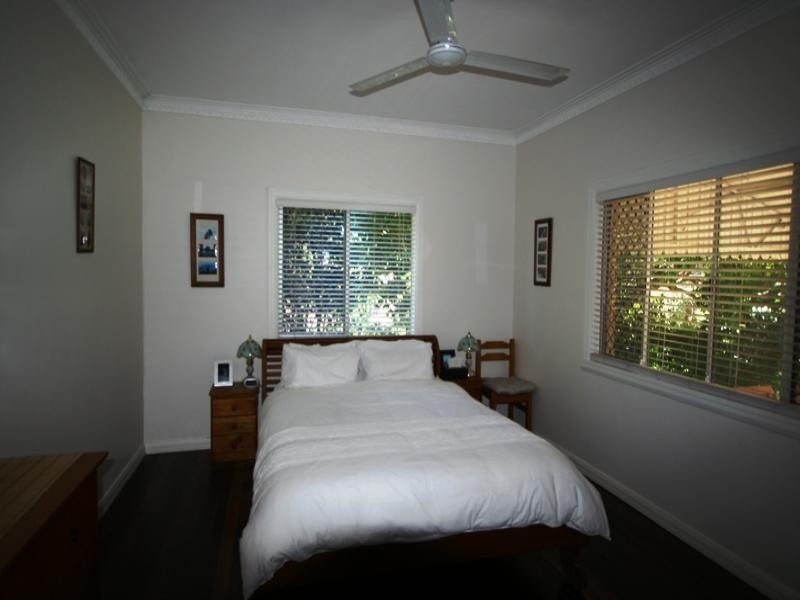 32 Parramatta Street, Manly QLD 4179