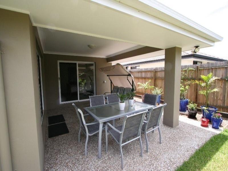 4 Rymera Cresent, Wakerley QLD 4154